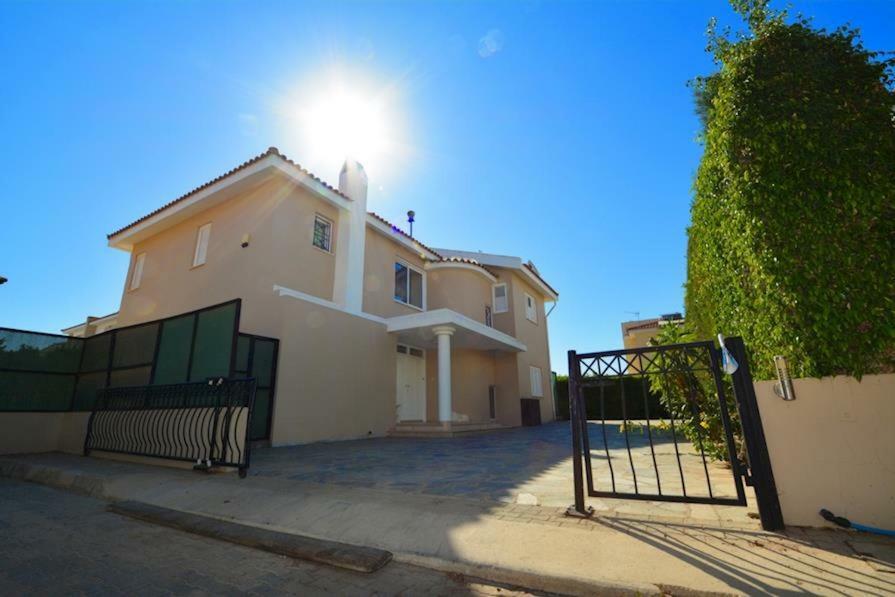 Villa Daryah Sirina Bay Protaras Exterior photo